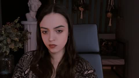 Iris online show from December 12, 2024, 1:28 pm