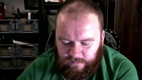 Snapshot of irishdaddy24 chatting on December 1, 2024, 8:20 pm twitter theirishman205 online show from December 1, 2024, 8:20 pm