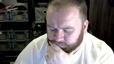 Snapshot of irishdaddy24 chatting on February 15, 2025, 11:36 pm twitter theirishman205 online show from February 15, 2025, 11:36 pm