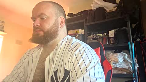 Snapshot of irishdaddy24 chatting on November 10, 2025, 10:36 am twitter theirishman205 online show from November 10, 2025, 10:36 am