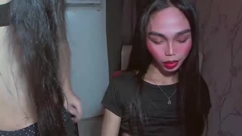 IRISH AND TRIXIE online show from March 13, 2026, 3:02 am