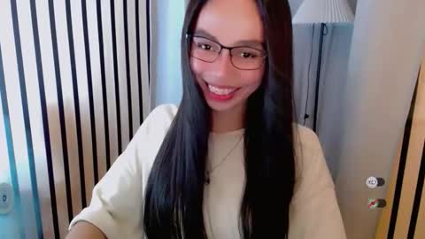 IRISH AND TRIXIE online show from March 31, 2026, 2:24 am