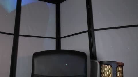 Snapshot of irisice chatting on January 14, 2025, 11:16 pm Miss Iris Fansly Miss Iris new inst. online show from January 14, 2025, 11:16 pm