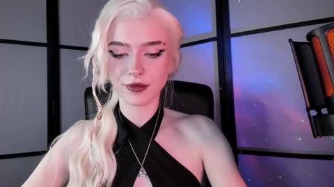 Snapshot of irisice chatting on January 26, 2025, 8:23 pm Miss Iris Fansly Miss Iris new inst. online show from January 26, 2025, 8:23 pm