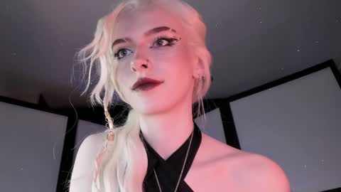 Snapshot of irisice chatting on January 26, 2025, 11:29 pm Miss Iris Fansly Miss Iris new inst. online show from January 26, 2025, 11:29 pm