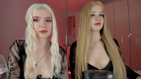 Snapshot of irisice chatting on June 5, 2026, 5:29 pm Miss Iris Fansly Miss Iris new inst. online show from June 5, 2026, 5:29 pm