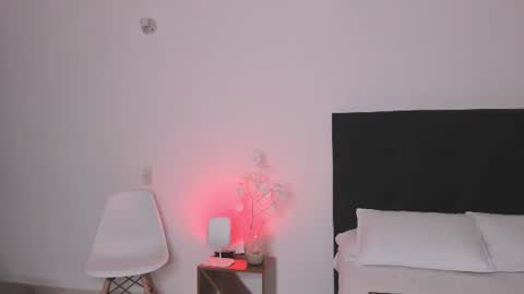irismuscle online show from August 5, 2026, 2:53 pm