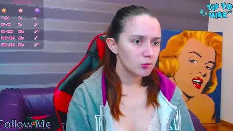 Snapshot of irisnichols chatting on October 18, 2025, 12:57 am Iris online show from October 18, 2025, 12:57 am