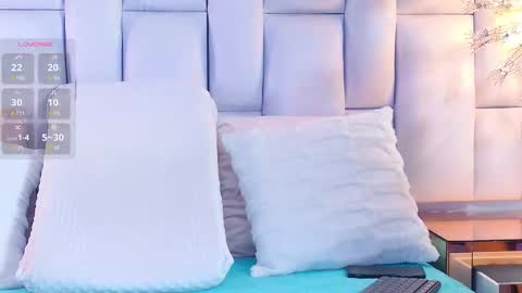 Snapshot of irissross chatting on October 2, 2025, 11:39 am Iris online show from October 2, 2025, 11:39 am