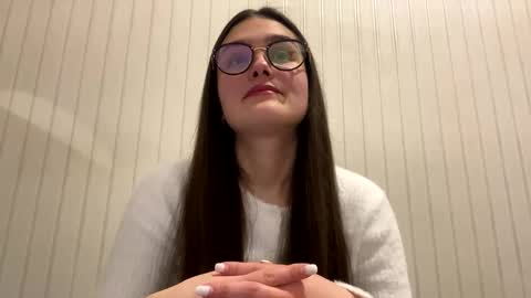 irisss31 online show from March 2, 2025, 7:02 pm