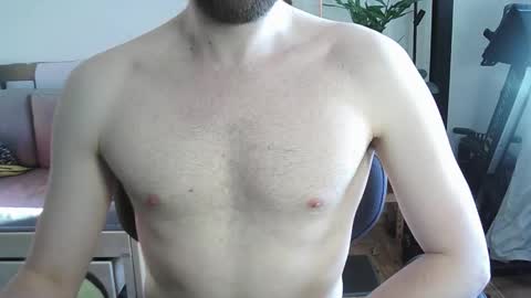 Snapshot of irndke chatting on November 6, 2025, 7:53 am Irndke online show from November 6, 2025, 7:53 am