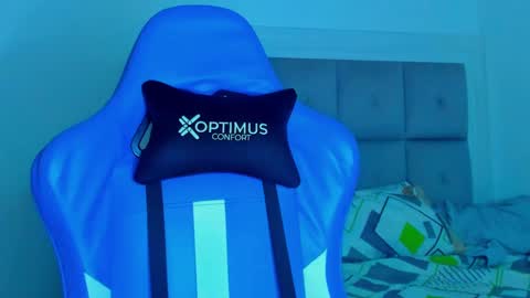 Snapshot of iron_coleman chatting on January 22, 2025, 10:07 am Iron online show from January 22, 2025, 10:07 am