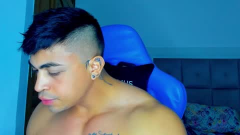 Snapshot of iron_coleman chatting on February 4, 2025, 1:02 am Iron online show from February 4, 2025, 1:02 am