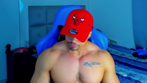 Snapshot of iron_coleman chatting on February 21, 2025, 1:55 am Iron online show from February 21, 2025, 1:55 am