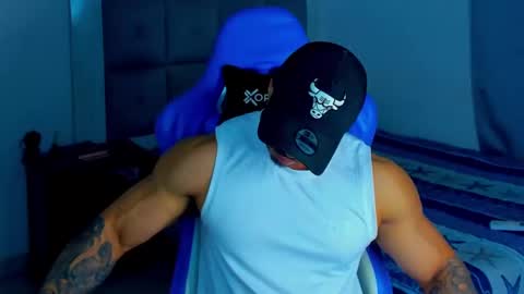 Snapshot of iron_coleman chatting on February 23, 2025, 1:35 am Iron online show from February 23, 2025, 1:35 am