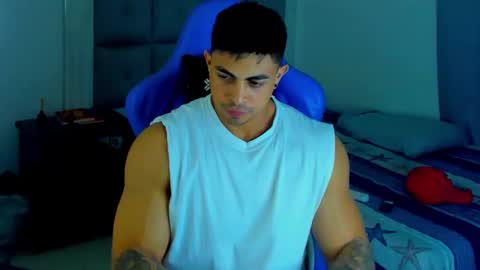 Snapshot of iron_coleman chatting on March 7, 2025, 2:04 am Iron online show from March 7, 2025, 2:04 am