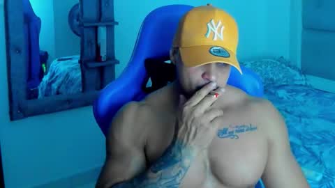 Snapshot of iron_coleman chatting on September 19, 2025, 12:56 am Iron online show from September 19, 2025, 12:56 am