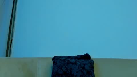 Snapshot of iron_coleman chatting on October 17, 2025, 12:14 am Iron online show from October 17, 2025, 12:14 am