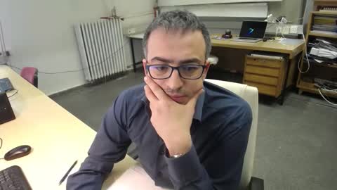 Snapshot of ironchrome chatting on February 6, 2026, 10:29 am IronChrome online show from February 6, 2026, 10:29 am
