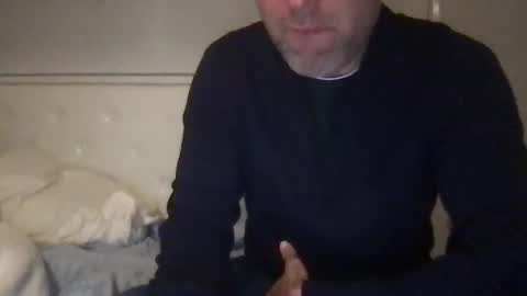 here to pleaz online show from February 16, 2025, 10:54 am