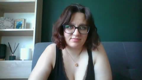 Snapshot of irresistibleparis chatting on July 20, 2026, 5:22 am Paris online show from July 20, 2026, 5:22 am