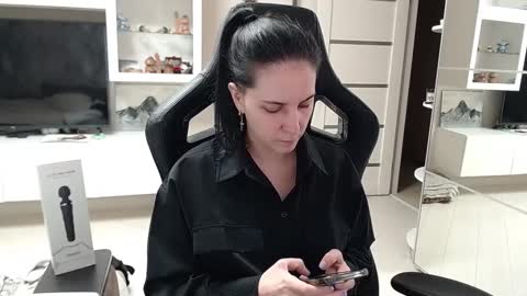 Irwi Tomboy online show from January 26, 2025, 12:37 am