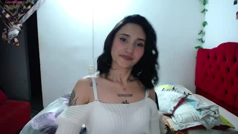 Snapshot of isa_bella___ chatting on March 8, 2025, 1:06 am Isa online show from March 8, 2025, 1:06 am