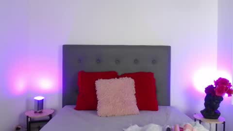 isa_bigass online show from January 11, 2026, 4:28 am