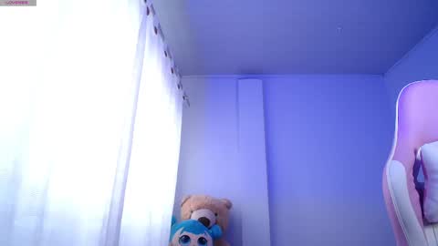 Snapshot of isa_emeralds chatting on February 22, 2025, 1:24 pm Isabella online show from February 22, 2025, 1:24 pm