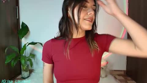 Isabella Laurentt  online show from January 5, 2026, 11:19 pm