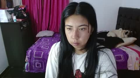 Snapshot of isa_mey chatting on November 1, 2025, 2:02 am Isa online show from November 1, 2025, 2:02 am