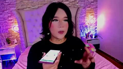 isa_queen_ts online show from October 21, 2025, 6:03 am