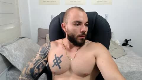 Snapshot of isaac_carter chatting on April 23, 2026, 12:29 pm Isaac carter online show from April 23, 2026, 12:29 pm
