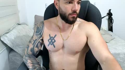Snapshot of isaac_carter chatting on April 28, 2026, 11:04 am Isaac carter online show from April 28, 2026, 11:04 am