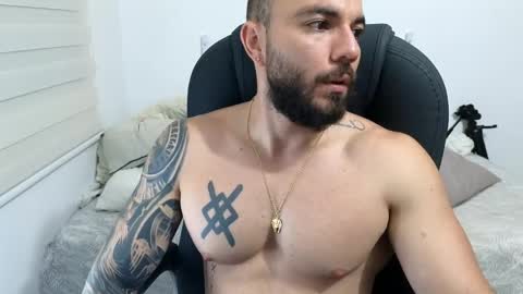 Snapshot of isaac_carter chatting on May 27, 2026, 10:56 am Isaac carter online show from May 27, 2026, 10:56 am
