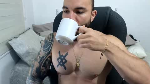Snapshot of isaac_carter chatting on June 2, 2026, 11:01 am Isaac carter online show from June 2, 2026, 11:01 am