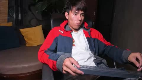 Snapshot of isaac_grimm chatting on February 19, 2026, 6:09 am isaac_grimm online show from February 19, 2026, 6:09 am