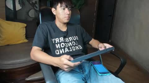 Snapshot of isaac_grimm chatting on February 24, 2026, 3:04 am isaac_grimm online show from February 24, 2026, 3:04 am