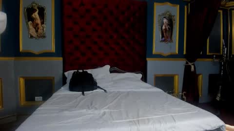 Snapshot of isaac_grimm chatting on March 9, 2026, 3:32 am isaac_grimm online show from March 9, 2026, 3:32 am