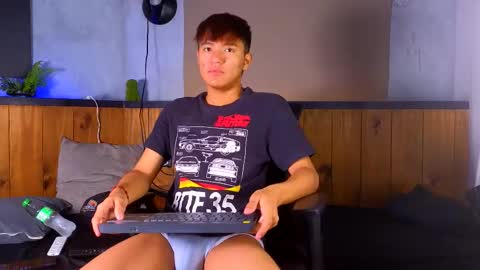 Snapshot of isaac_grimm chatting on March 19, 2026, 3:54 am isaac_grimm online show from March 19, 2026, 3:54 am