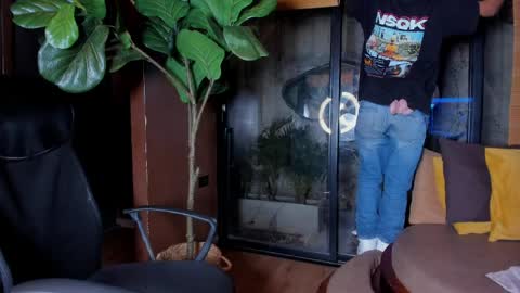 Snapshot of isaac_grimm chatting on April 7, 2026, 2:56 am isaac_grimm online show from April 7, 2026, 2:56 am