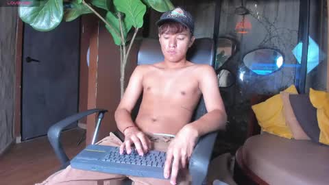 Snapshot of isaac_grimm chatting on April 9, 2026, 2:55 am isaac_grimm online show from April 9, 2026, 2:55 am