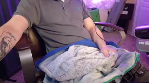 isaac online show from September 13, 2025, 3:23 pm