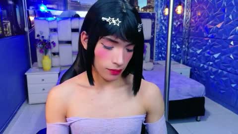 isaacnova online show from May 17, 2026, 1:07 pm