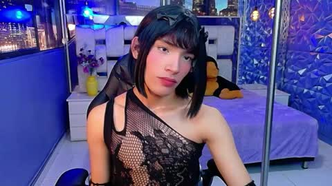isaacnova online show from May 20, 2026, 8:15 pm