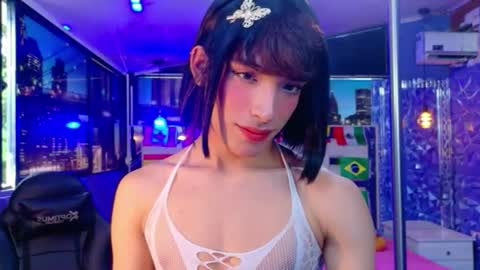 isaacnova online show from June 24, 2026, 8:19 pm