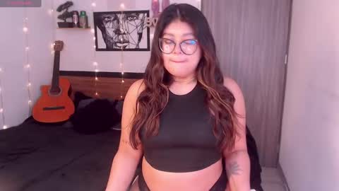 Snapshot of isabel_art chatting on February 22, 2025, 1:46 pm Call me ISA online show from February 22, 2025, 1:46 pm