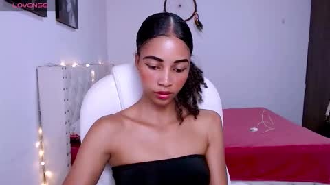 Snapshot of isabel_bailey chatting on February 20, 2026, 11:16 pm isabel online show from February 20, 2026, 11:16 pm