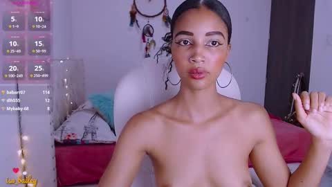 Snapshot of isabel_bailey chatting on February 25, 2026, 11:47 pm isabel online show from February 25, 2026, 11:47 pm