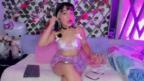 Snapshot of isabel_jamess chatting on July 14, 2026, 12:57 am Isa online show from July 14, 2026, 12:57 am